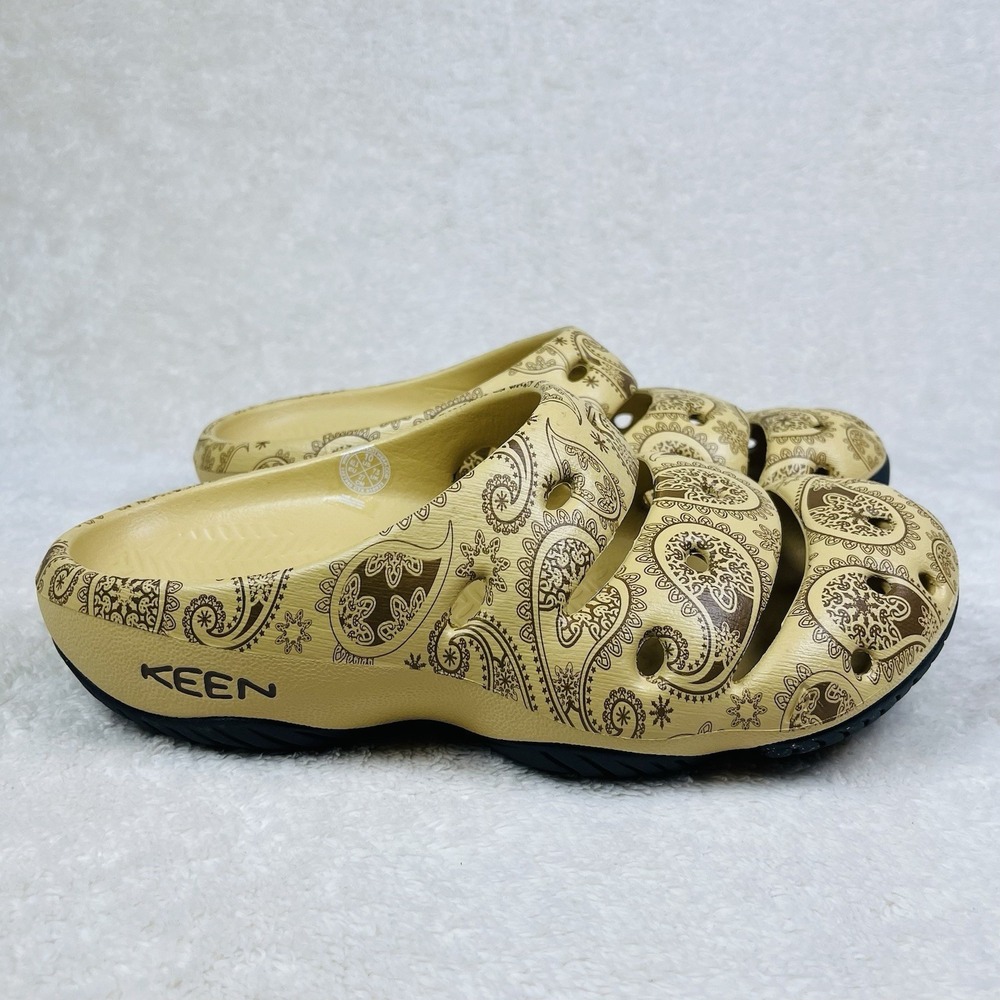Keen Yogui Arts Clog Womens 10 Cafe Latte Paisley Closed Toe Slip On Lightweight